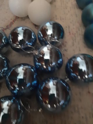 Bolas de Navidad Azules y Blancas