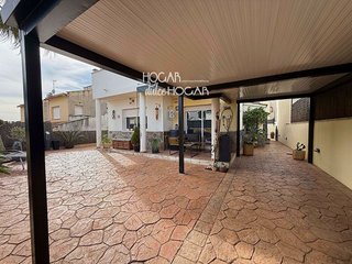 Chalet en venta en Segur de Calafell en Calafell
