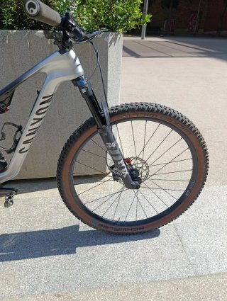 Canyon Lux Trail CF6 año 2024