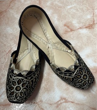 Zapatos artesanales de la India