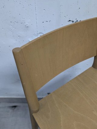 Banqueta de madera escandinavo