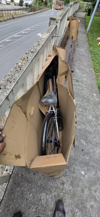 Bicicleta en caja