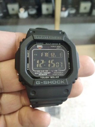 CASIO G-SHOCK SOLAR RADIOCONTROLADO /GW-M5610U-1BE
