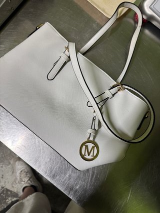 Bolso blanco y rojo