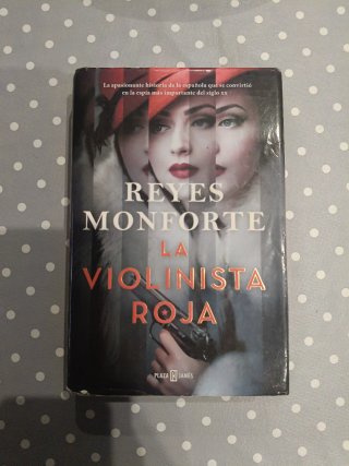 LA VIOLINISTA ROJA