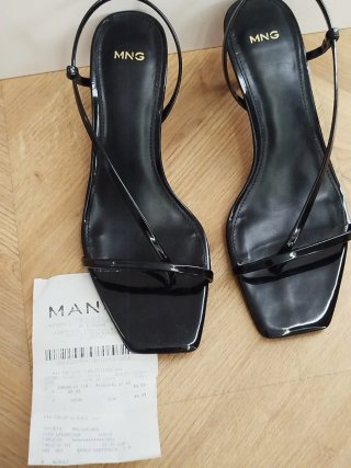Sandalias de tacón negras