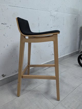 Banqueta estilo escandinavo
