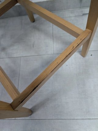 Banqueta estilo escandinavo