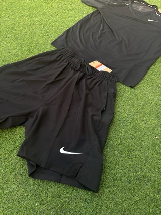 Conjunto Nike Running