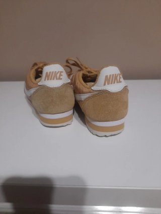 Deportivas Nike Cortez Amarillas Seminuevas