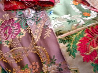 Lote retales telas falleras seda