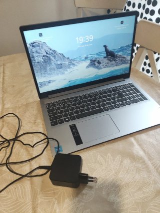 Lenovo IdeaPad 1 15 8GB RAM 256GB SSD