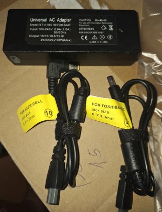 Cargador Universal para Acer, Dell, Toshiba, Nec