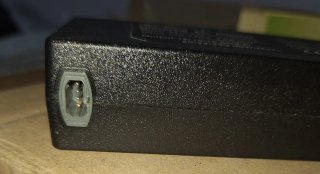 Cargador Universal para Acer, Dell, Toshiba, Nec