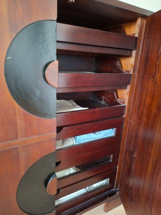 Habitación estilo oriental madera oscura