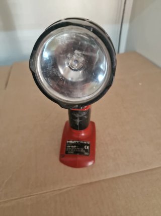 Linterna Hilti SPL 12/15