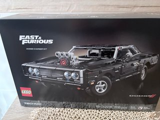 LEGO Technic Dodge Charger R/T Fast & Furious