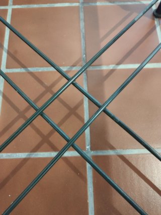 Mesa centro cristal y forja negra de 80x80