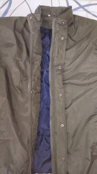 Parka o abrigo estilo militar