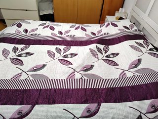 Colcha Matrimonio reversible Morada y Blanca