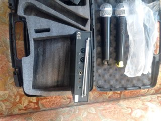 Micrófonos Inalámbricos VHF Dual