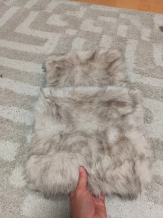Estola de pelo beige