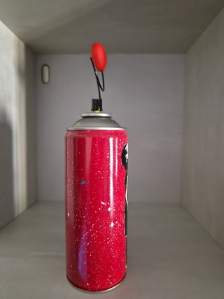 Scultura Banksy Bomboletta Spray Rossa Cuore