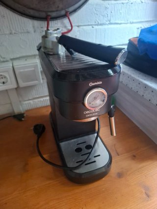 Cafetera Cecotec Cumbia Cafelizzia