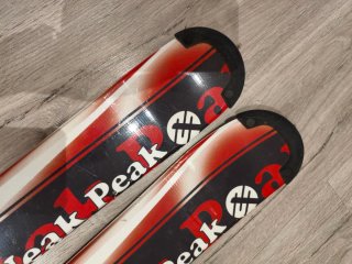 Snowblades Neak Peak