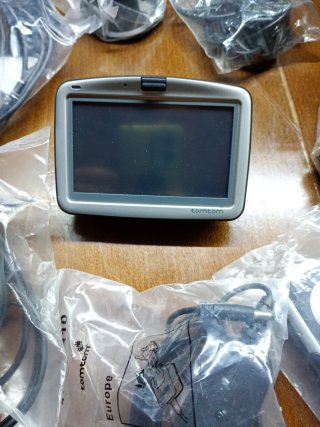 GPS TomTom con accesorios