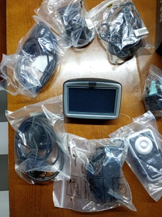 GPS TomTom con accesorios