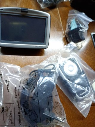 GPS TomTom con accesorios