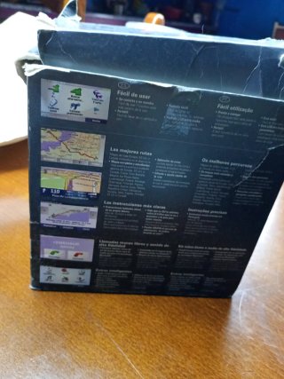 GPS TomTom con accesorios