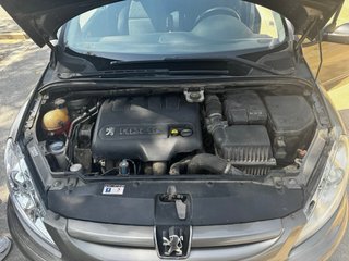 Peugeot 307 2006 Carplay y camara trasera