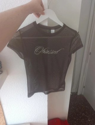 Camiseta H&M Obsessed Marrón