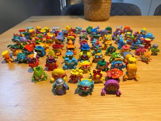 Colección Superthings