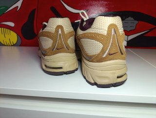 Nike Air Max Moto 2K Beige/Marrón T47'5