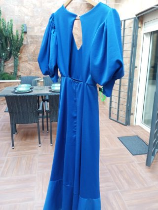 Bonito vestido de romera o flamenca azul