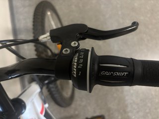 Bicicleta Rockrider ST 100 24 Se ha usado 3 veces!