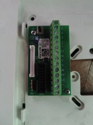 Telefonillo a color Fermax 3290 y placa 3385