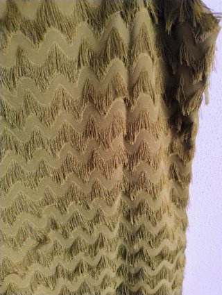 Vestido verde con flecos
