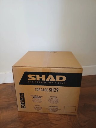 Baúl Shad SH29 + Soporte + Respaldo