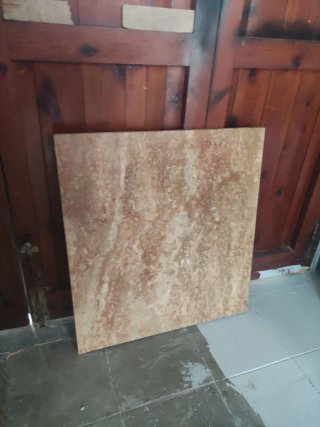 Ofertón Mármol 65,5 x 70,5 x 2cm grosor