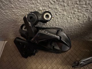 Grupo Shimano Ultegra R8050 Di2