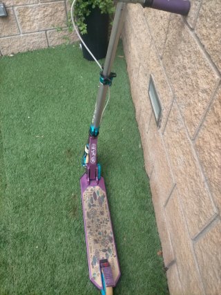 Patinete Oxelo Morado y Azul