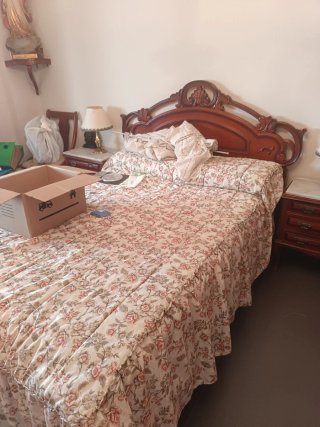 Conjunto dormitorio antiguo madera y mármol