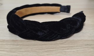 Diadema negra de terciopelo trenzado