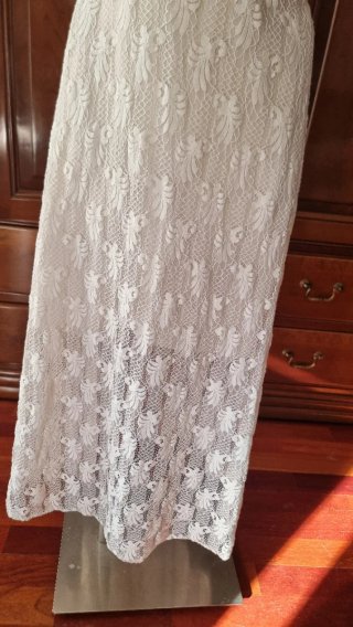 Vestido largo encaje beige talla M,nuevo