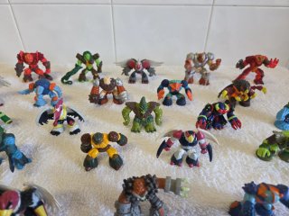 26 Gormiti Muñecos Antiguos Giochi Preziosi