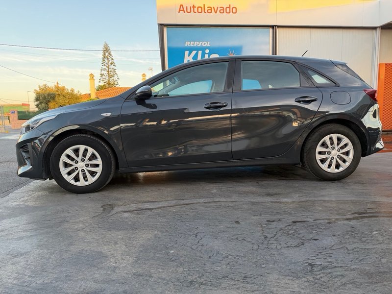 Kia cee'd 2019, foto 2